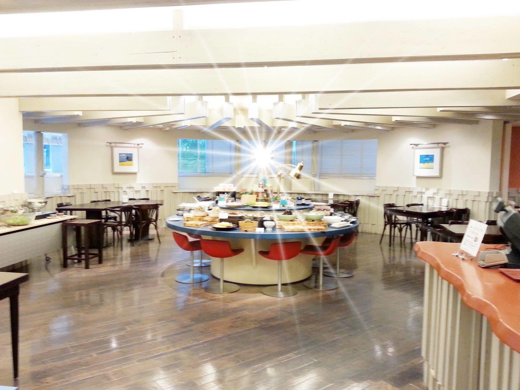Nest Hotel Kumamoto Bagian luar foto
